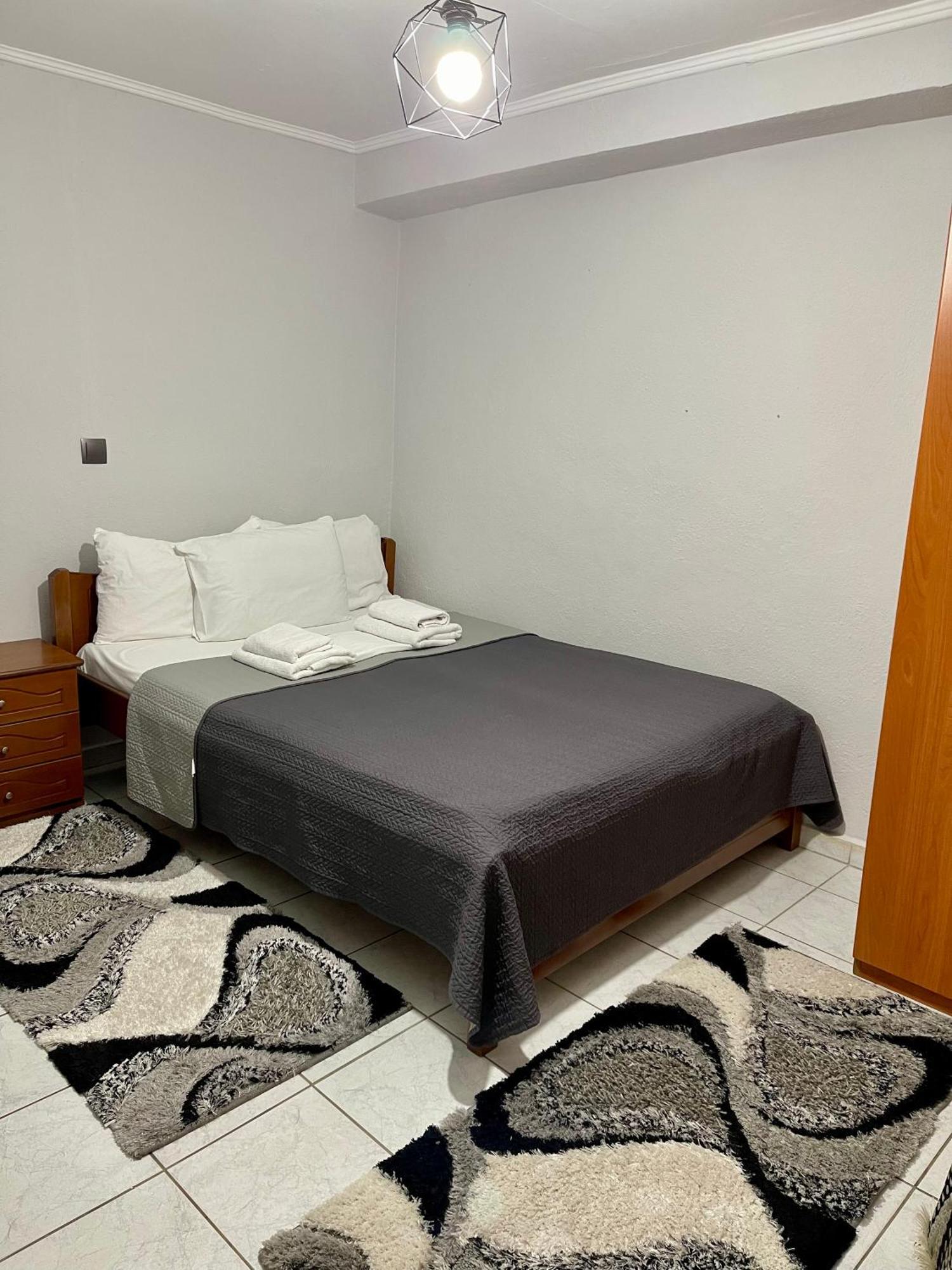 Guesthouse Tsoka Órma Eksteriør bilde