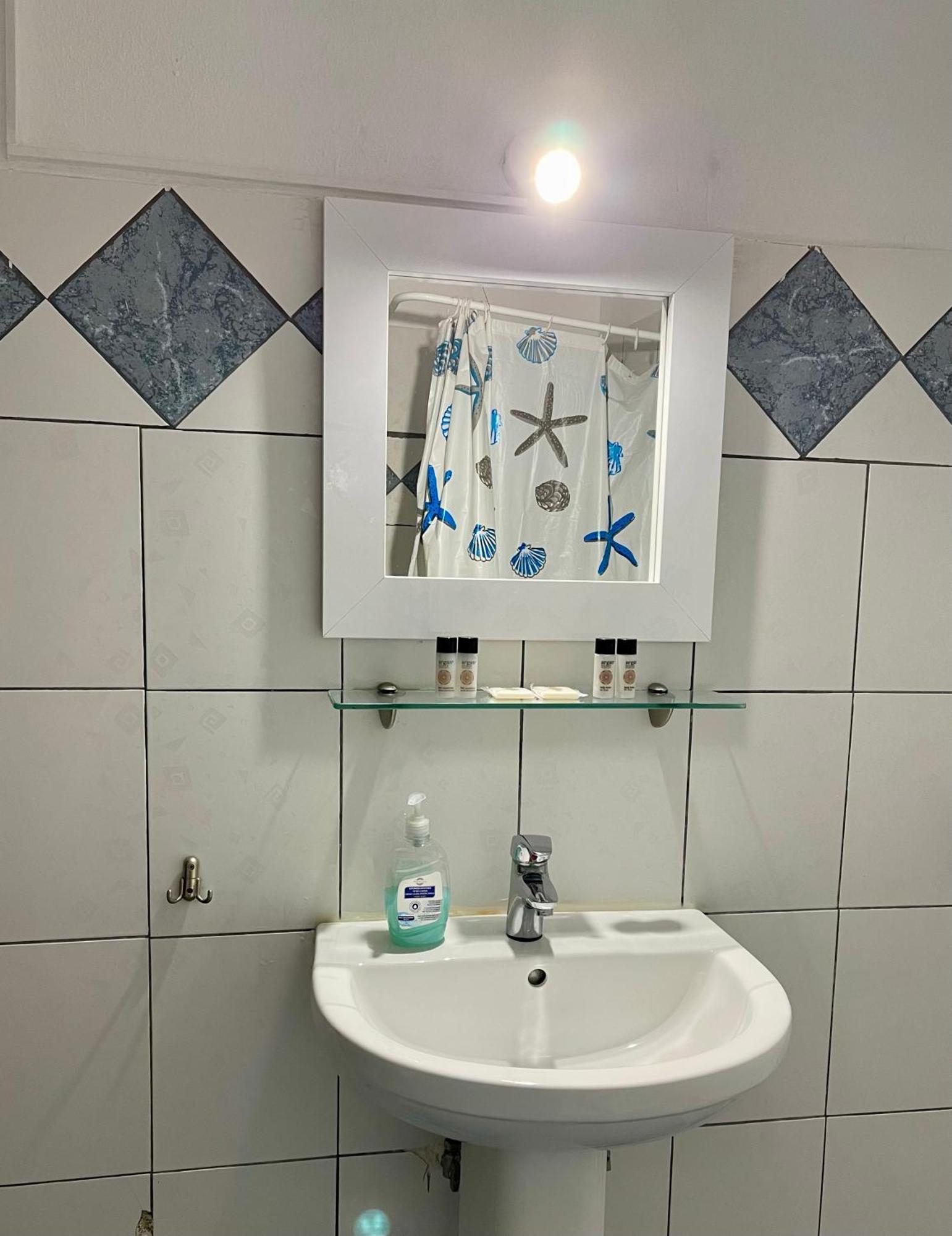 Guesthouse Tsoka Órma Eksteriør bilde