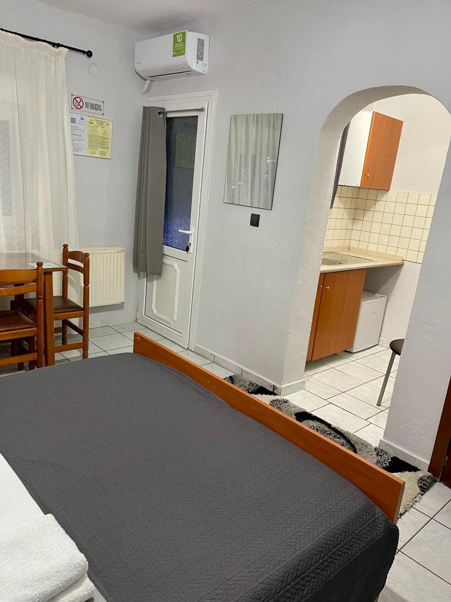 Guesthouse Tsoka Órma Eksteriør bilde