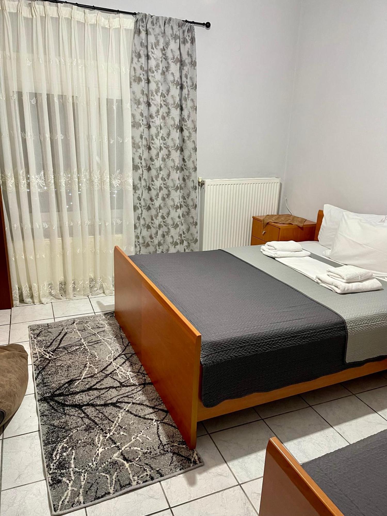 Guesthouse Tsoka Órma Eksteriør bilde